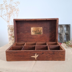Boîte à thé ancienne Pagès en bois et laiton – Rénovée, 8 compartiments – Idée déco