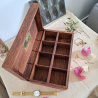 Boîte à thé ancienne Pagès en bois et laiton – Rénovée, 8 compartiments – Idée déco
