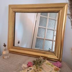 Miroir ancien style Louis XVI – rang de perles – pièce unique d'avant 1850 – décoration intérieure élégante