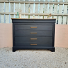 commode ancienne rénovée peinte en noir , vue de face